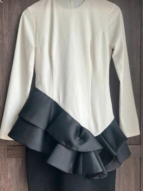 Forever Unique White and Copper Logo Satin Label Top